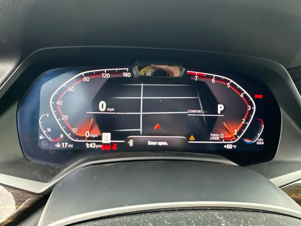 Used 2019 Gray BMW xDrive40i image 18