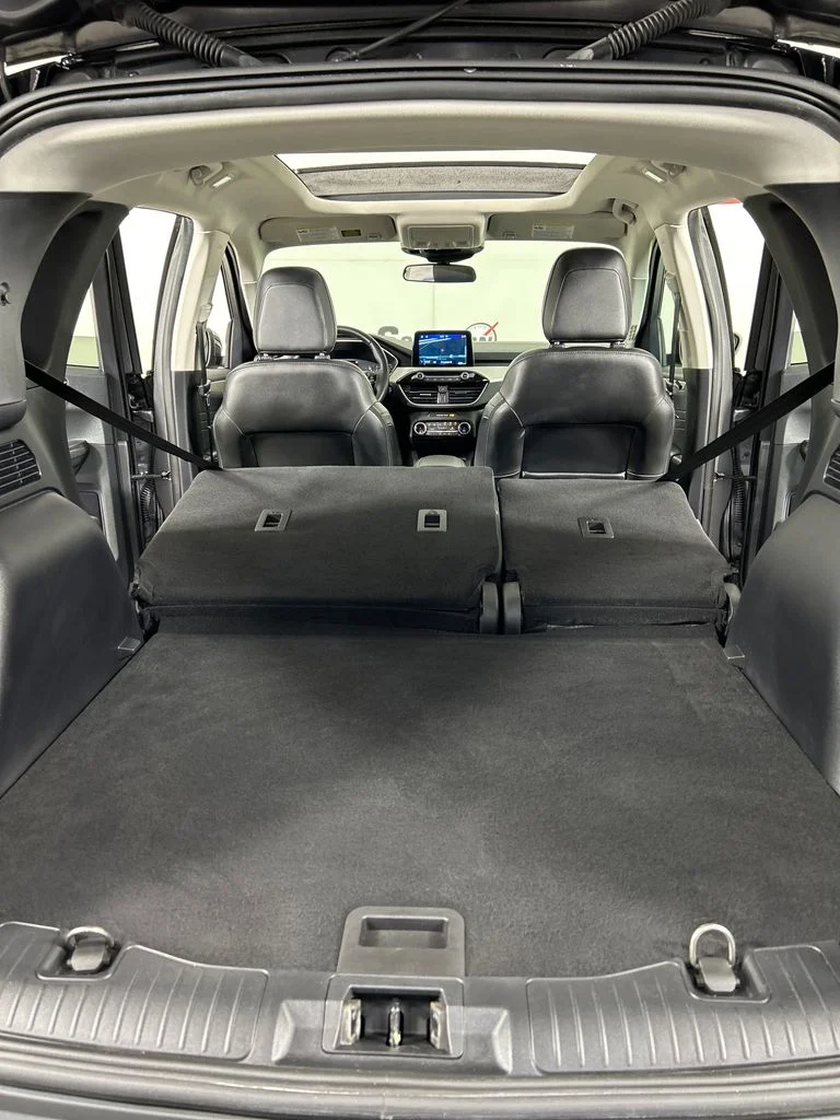 Used 2022 Gray Ford SEL image 21
