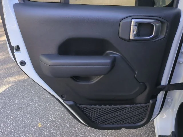 Used 2024 White Jeep Rubicon 4xe image 26