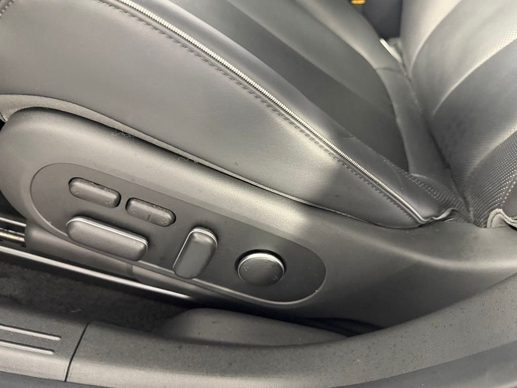 Used 2024 Teal Hyundai Limited image 23