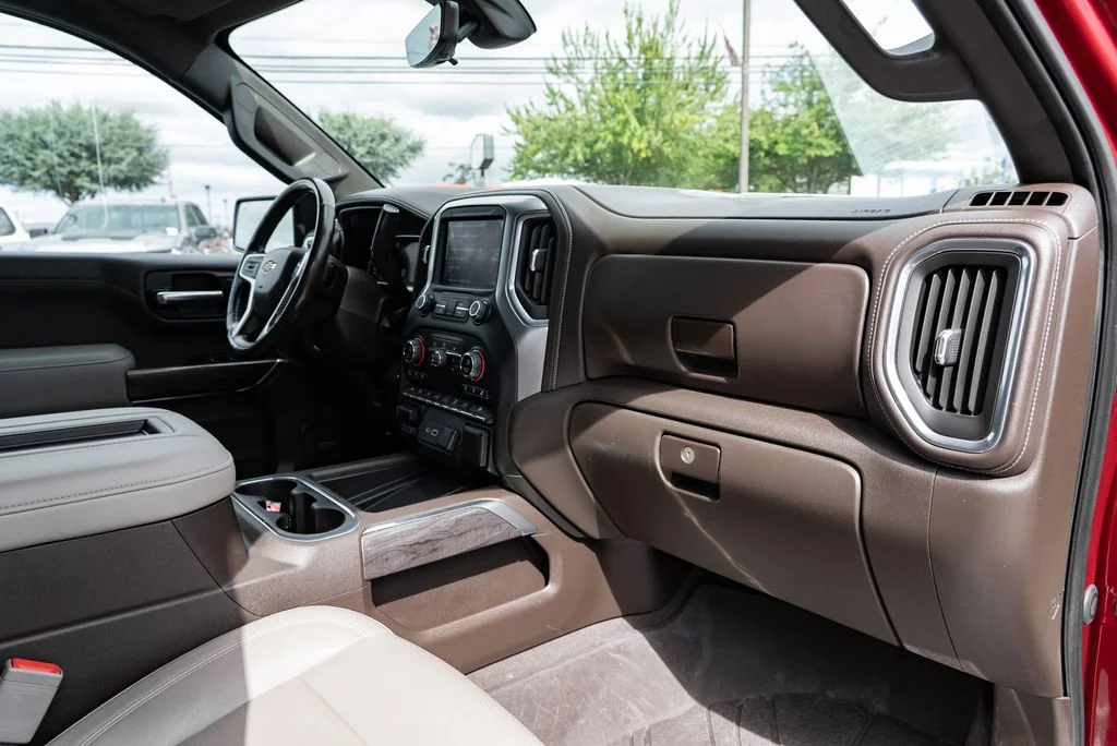 Used 2020 Cajun Red Tintcoat Chevrolet LTZ image 34