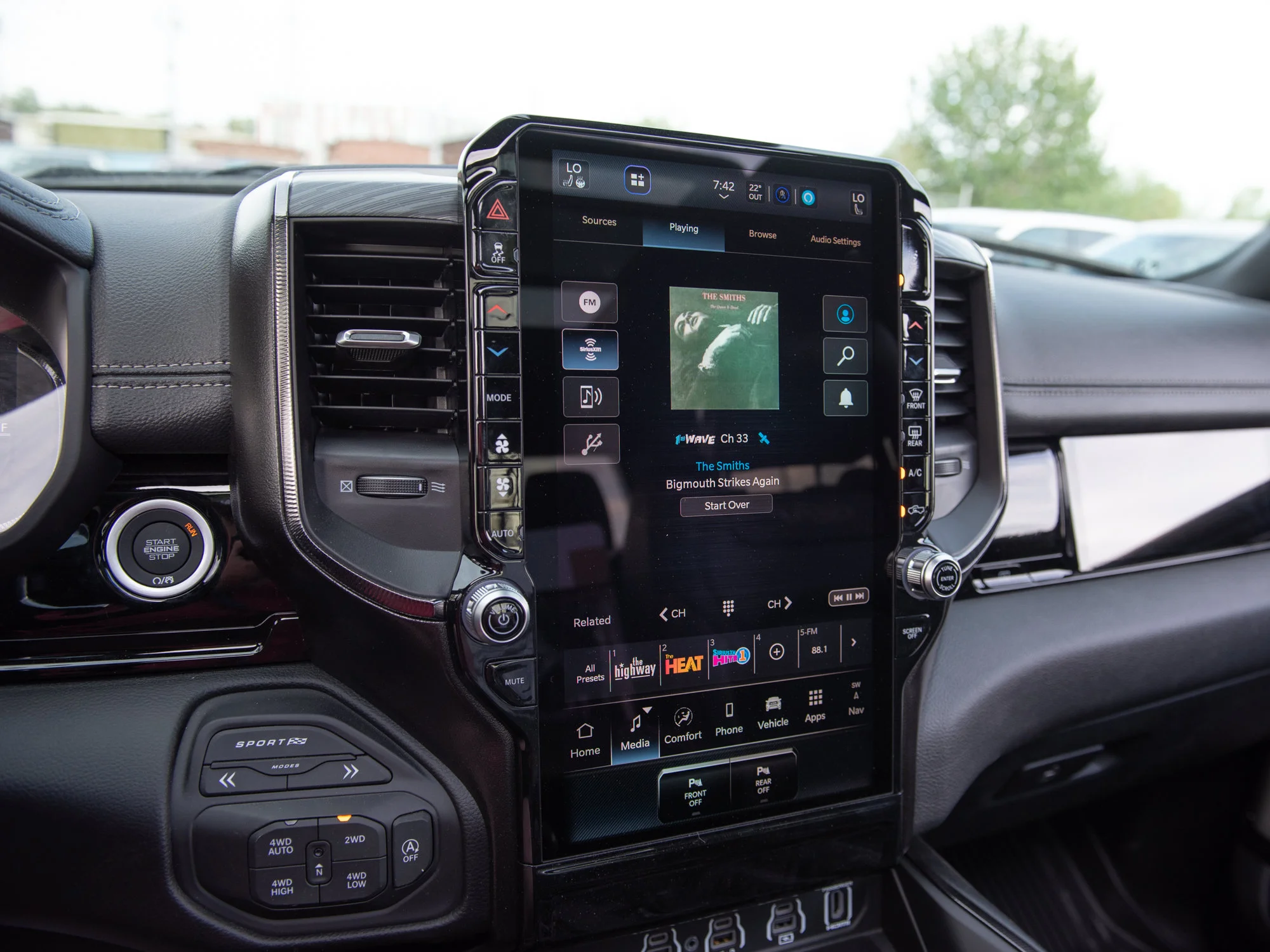 New 2026 Black RAM Sport* image 16