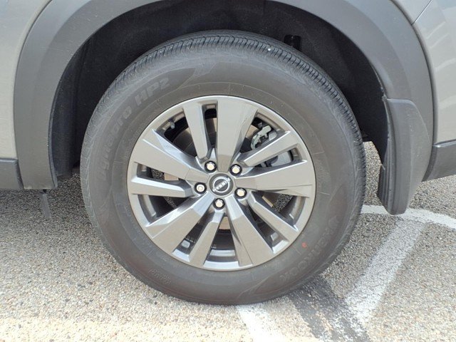 2025 Nissan Pathfinder S - Photo 22