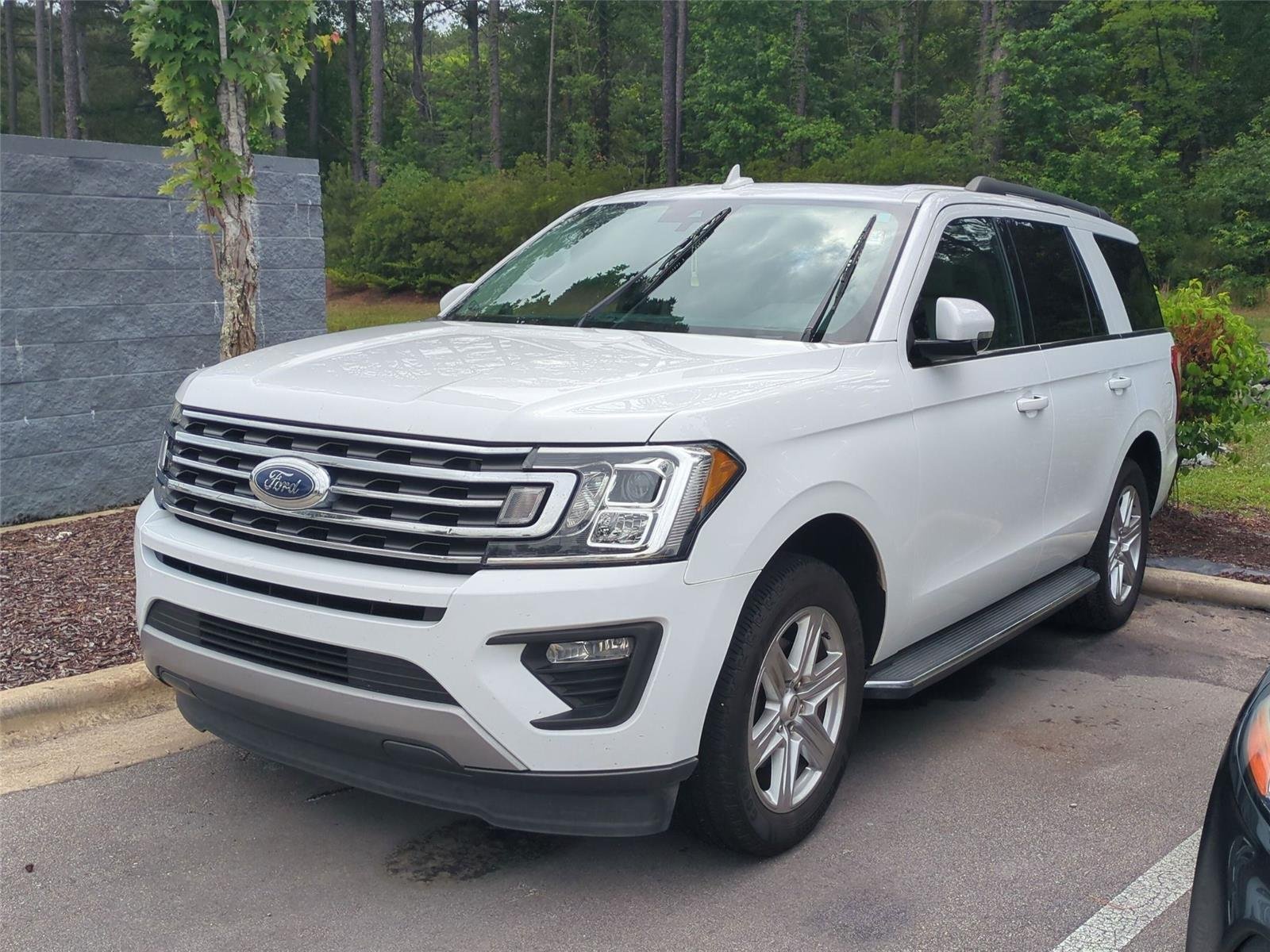 2020 Ford Expedition XLT's photo