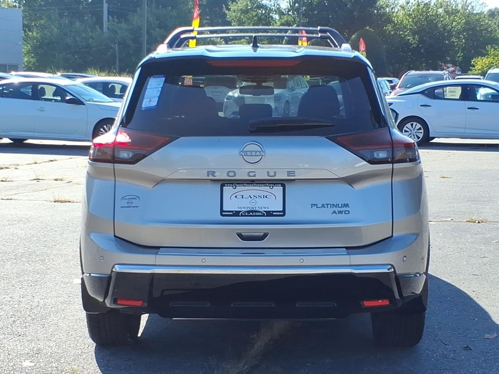 2026 Nissan Rogue Platinum - Photo 8