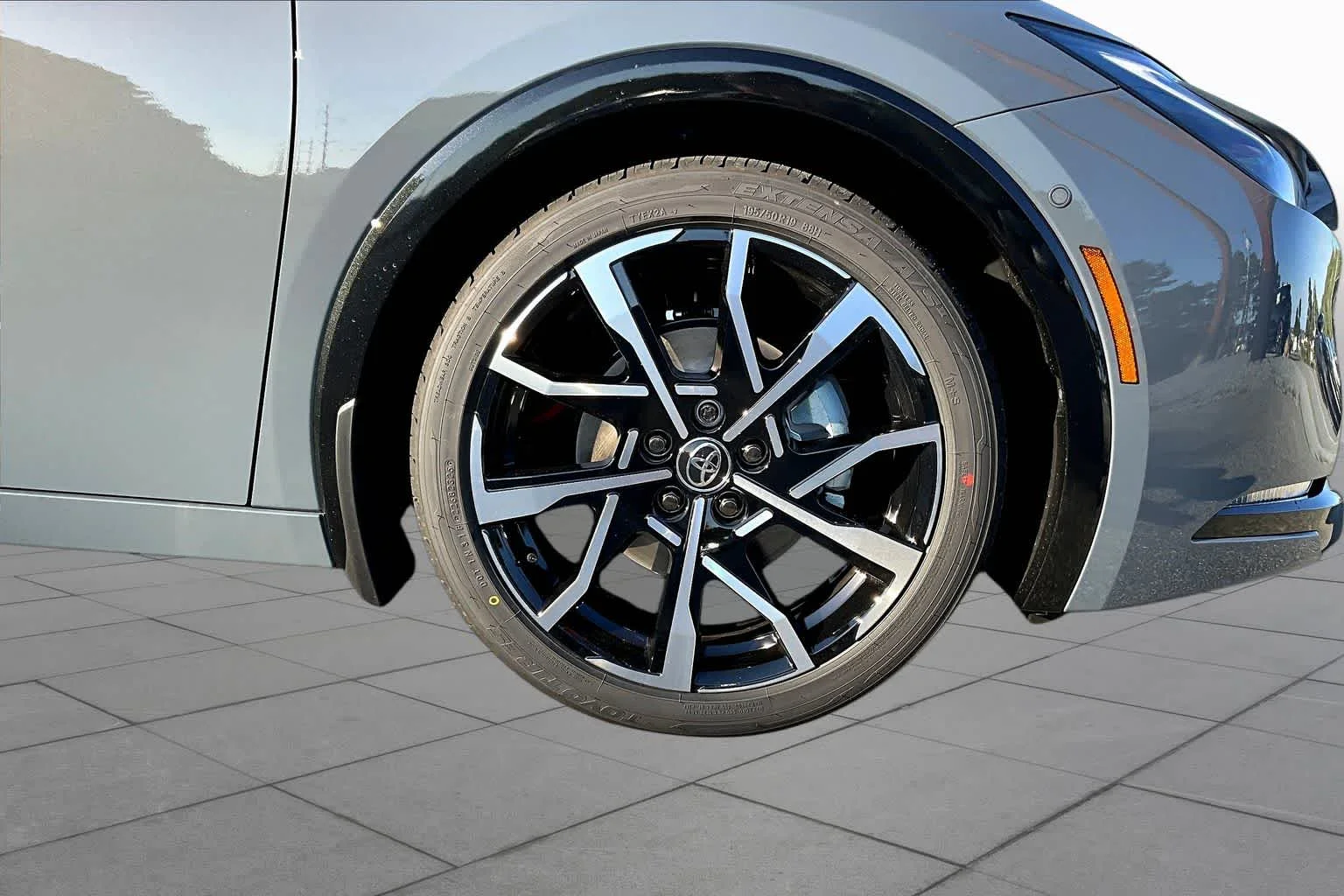 2026 Toyota Prius Plug-in Hybrid XSE Premium - Photo 11