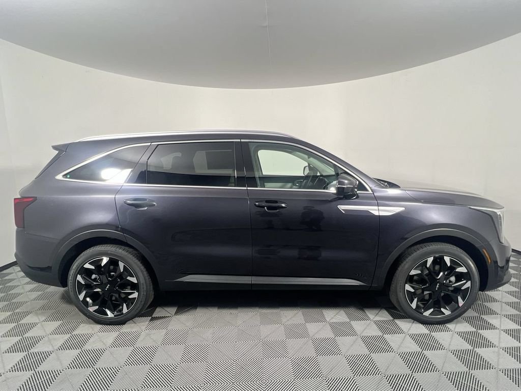 2026 Kia Sorento EX - Photo 2