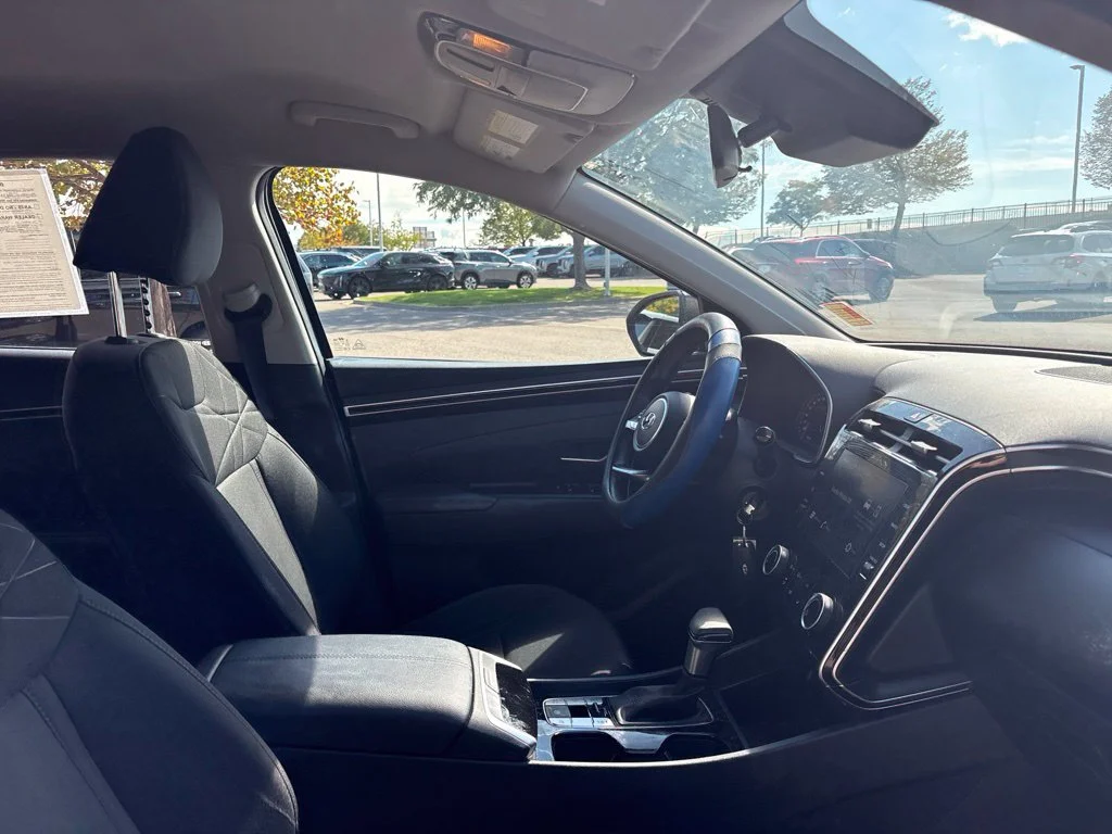 Used 2023 Blue Hyundai SE image 24
