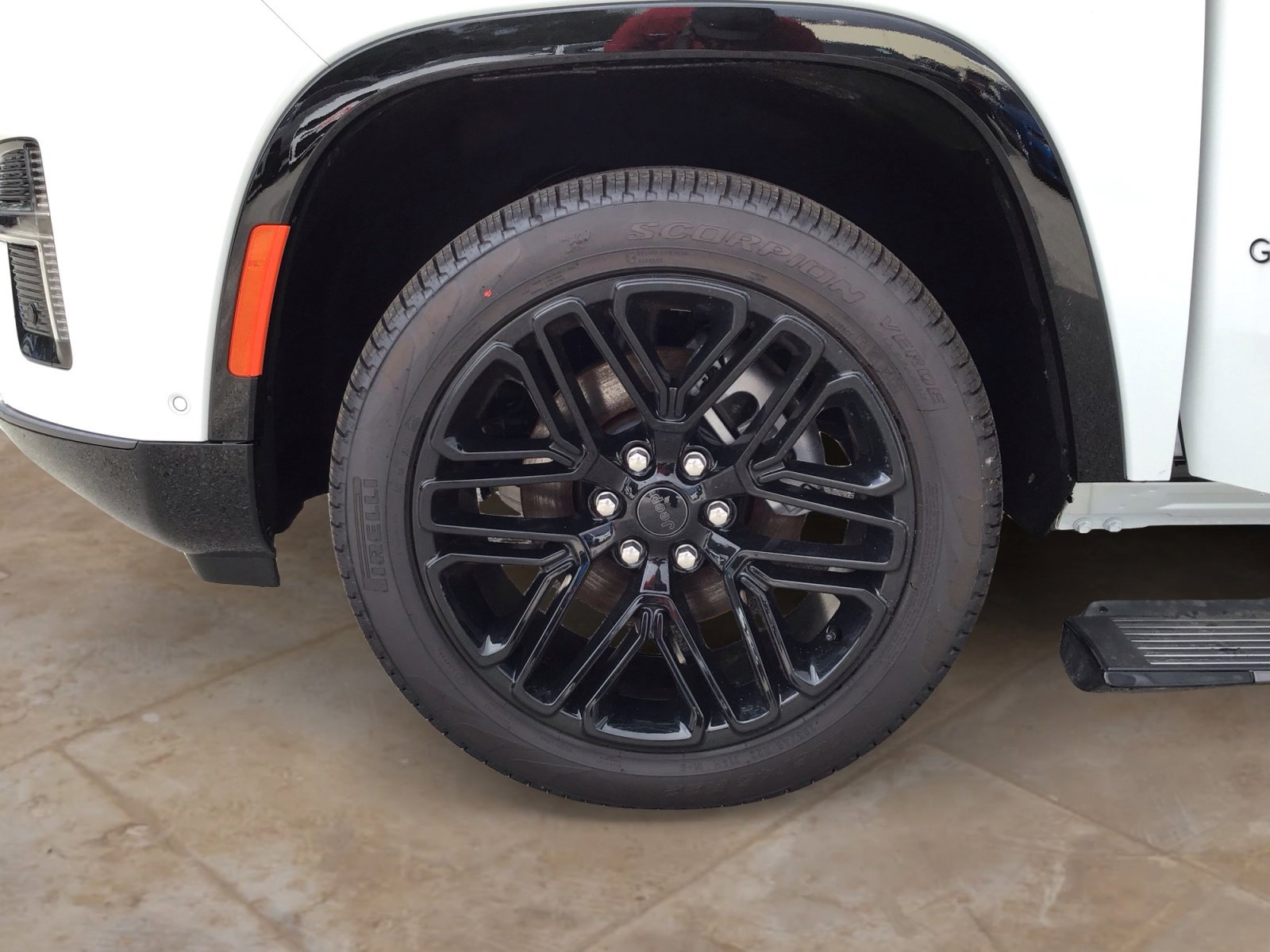 New 2026 Bright White Clearcoat Jeep Limited Reserve image 31