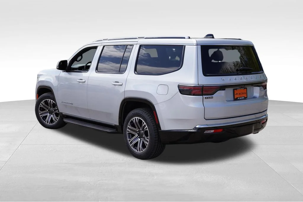 Used 2024 Silver Zynith Jeep Series II image 7