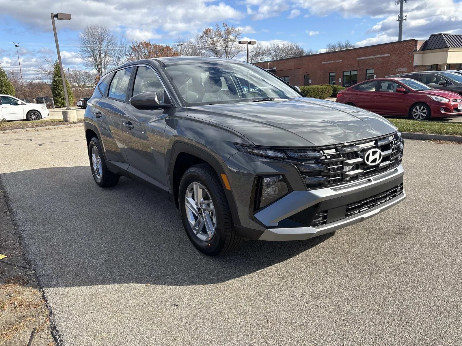 Used 2026 Hampton Gray Hyundai SE image 4