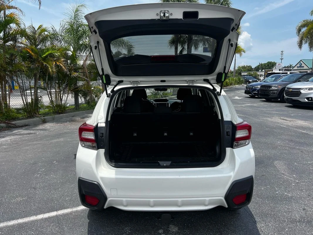 Used 2018  Subaru 2.0i Premium image 29