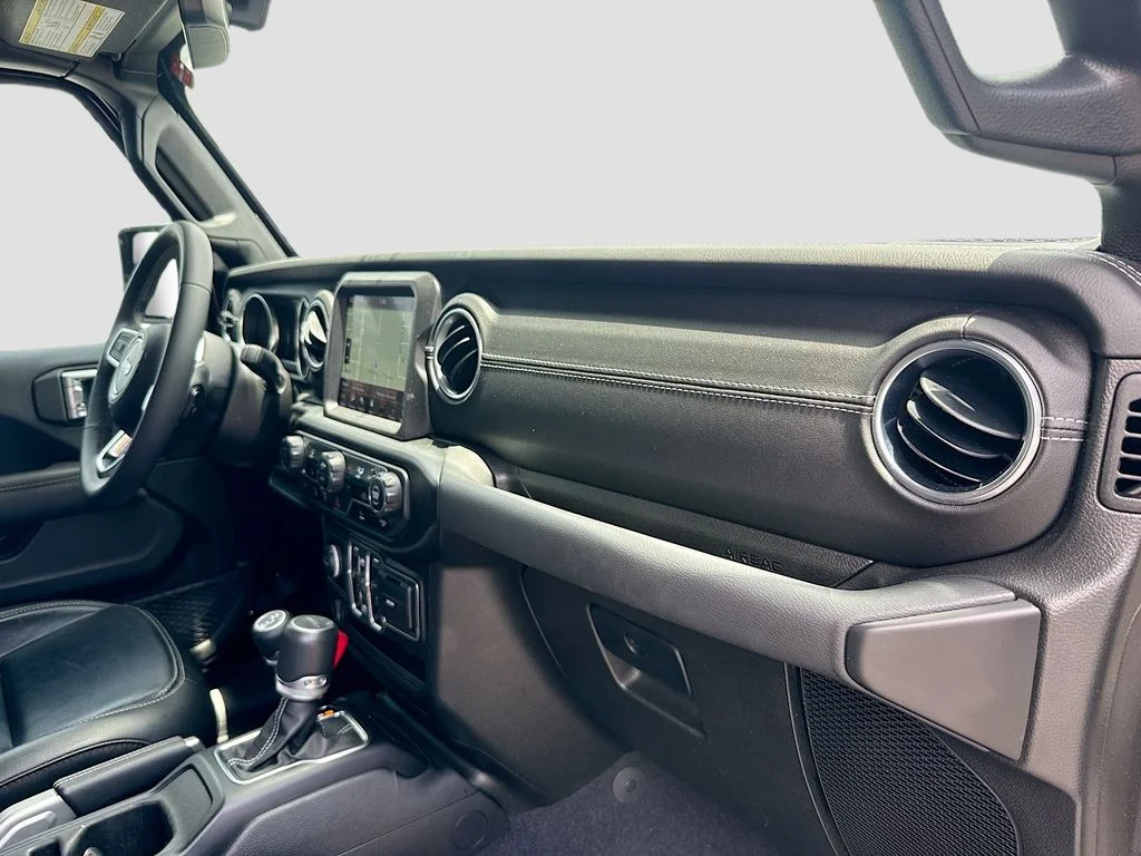 Used 2023 Black Jeep Overland image 32