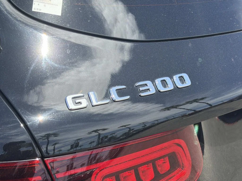 Used 2022 Black Mercedes-Benz 300 image 29