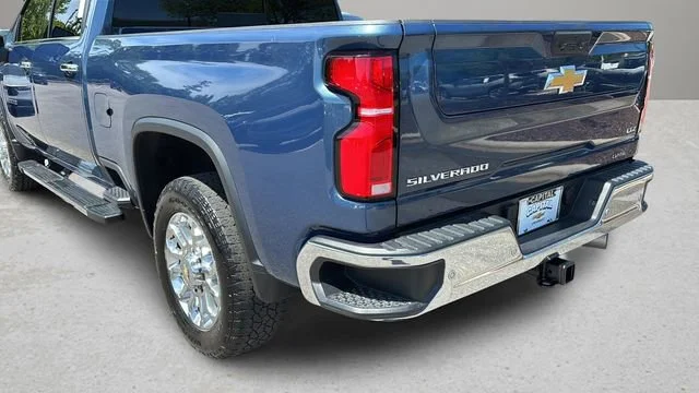 Used 2025 Lakeshore Blue Metallic Chevrolet LTZ image 37