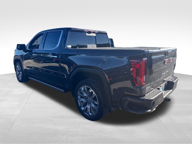 Used 2024 Silver GMC Denali image 3
