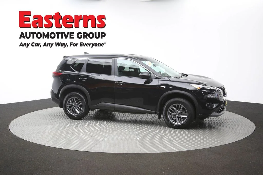 Used 2023 Black Nissan S image 45