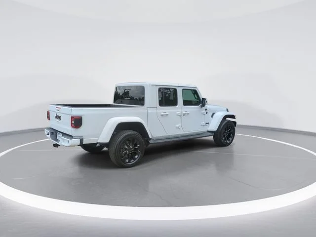 Used 2021 White Jeep Overland image 8