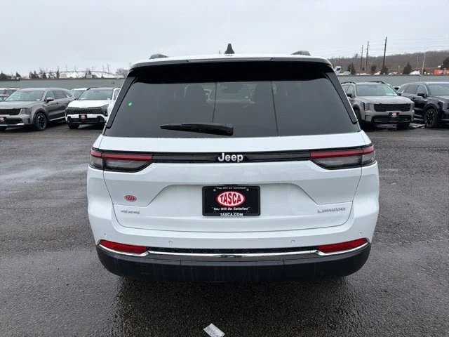 New 2026 White Jeep Laredo X image 4