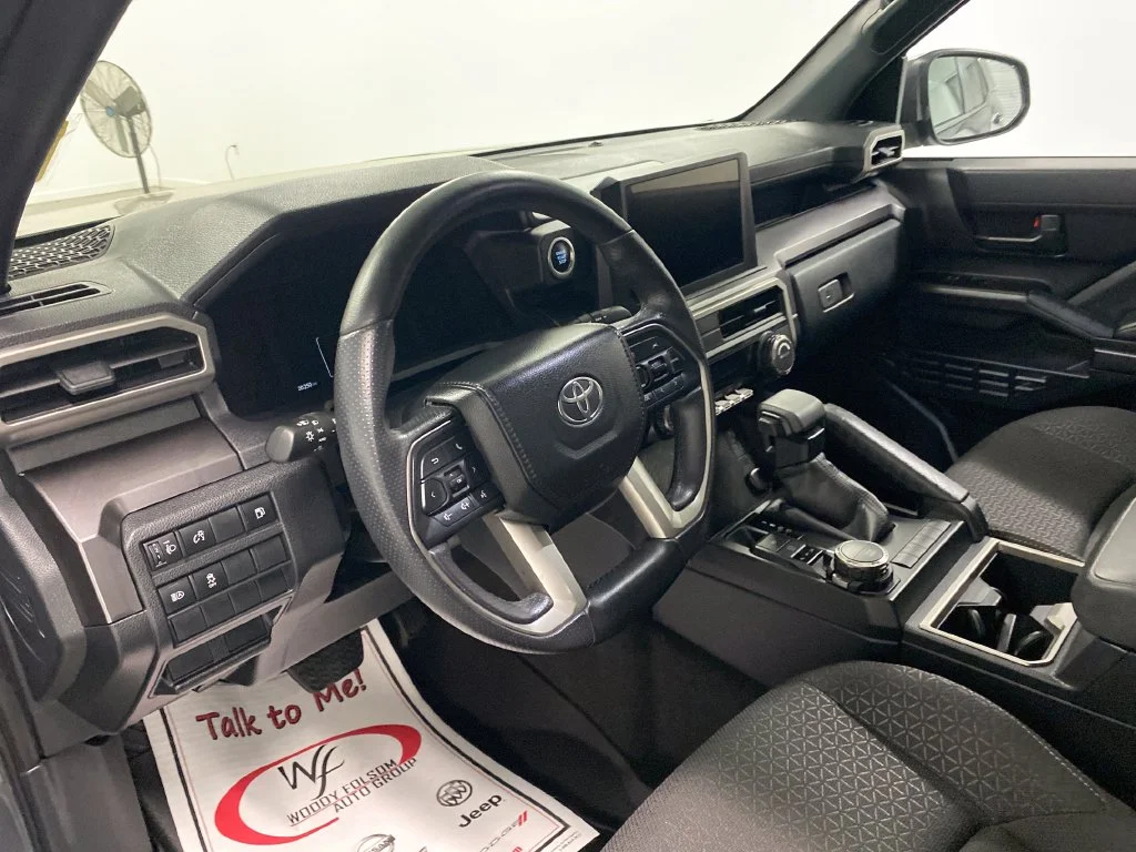 Used 2026  Toyota SR5 image 15
