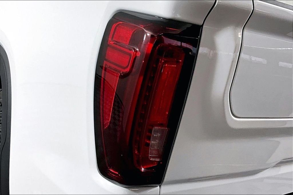 Used 2026 White GMC AT4 image 24