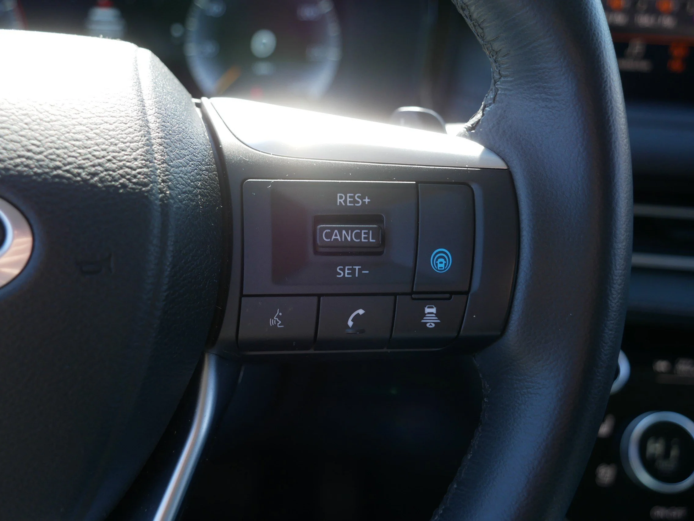 2025 INFINITI QX60 LUXE - Photo 30