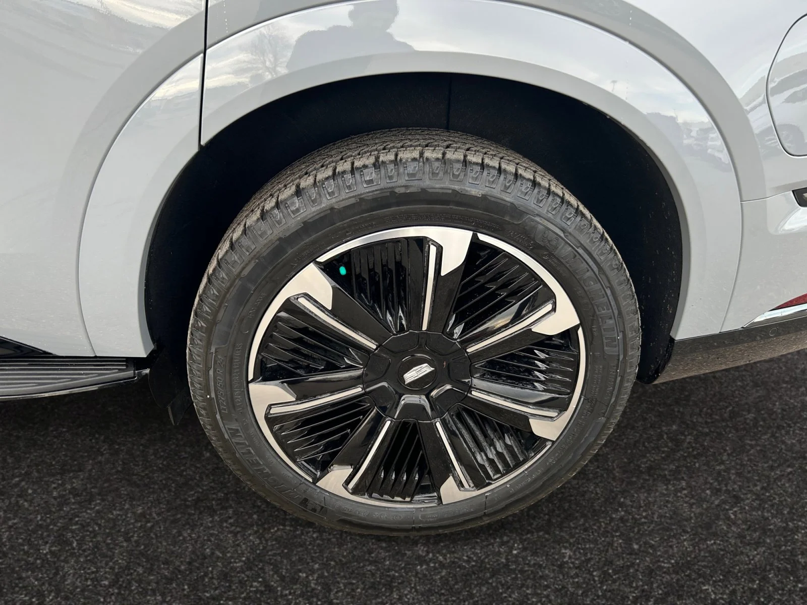 New 2026 Luna Metallic Cadillac Premium Sport AWD image 9
