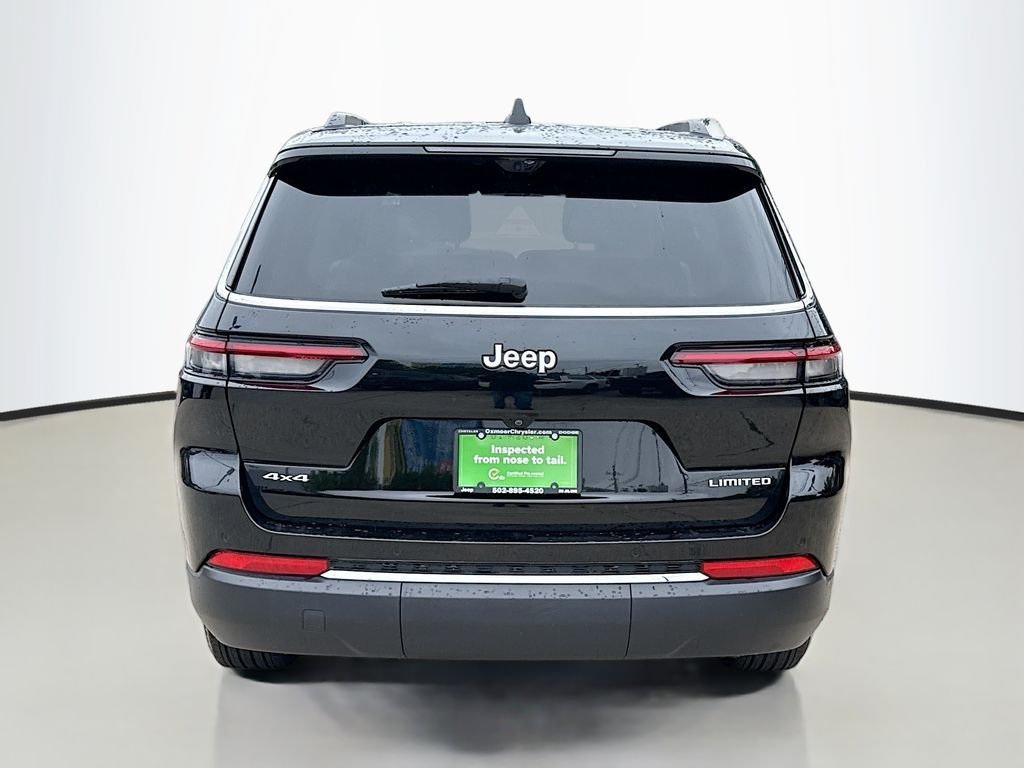 Used 2025 Diamond Black Crystal Pearlcoat Jeep Limited image 6