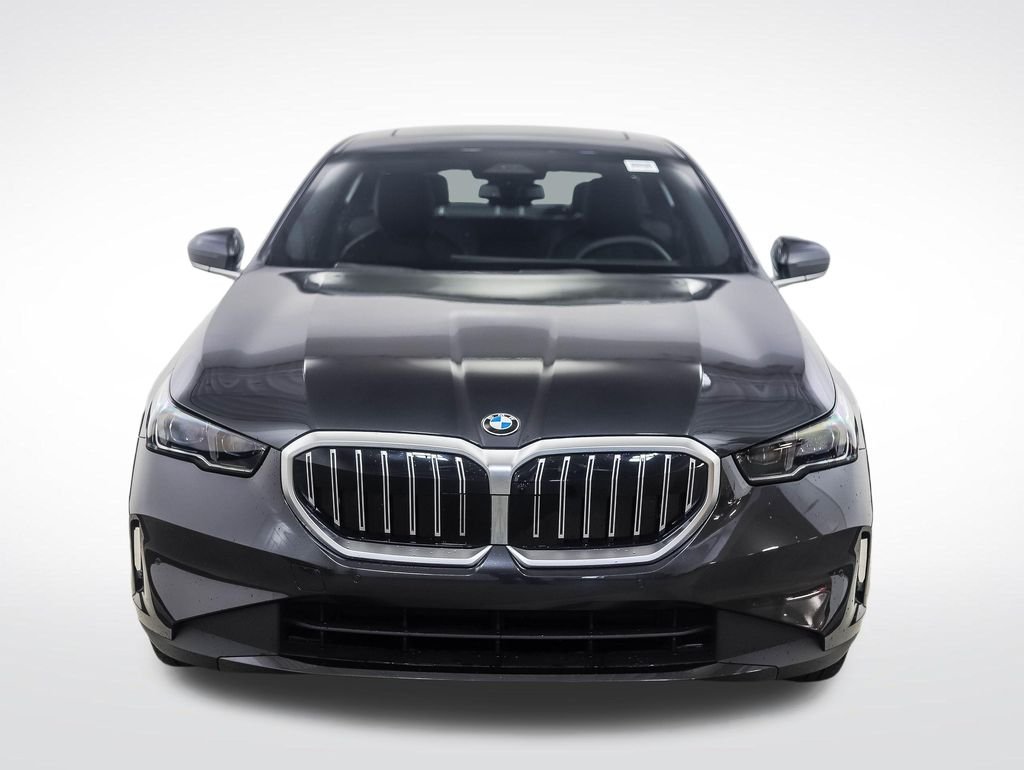 2026 BMW 5 Series 530i - Photo 9