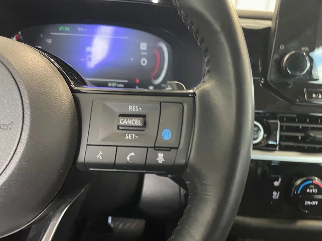 Certified Used 2024 Black Nissan Platinum image 15