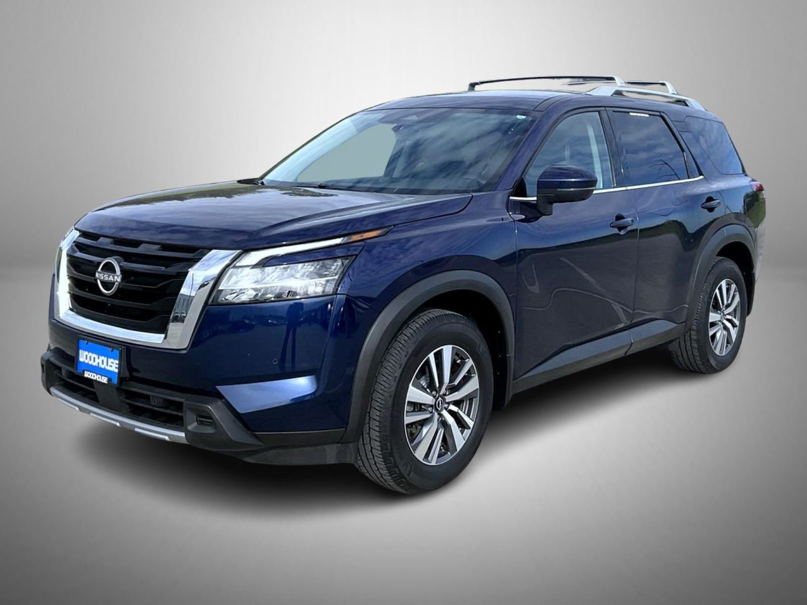 2024 Nissan Pathfinder SL 4WD's photo