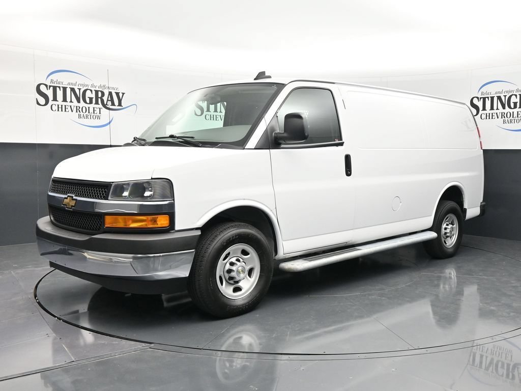 Used 2024 Summit White Chevrolet WT image 4