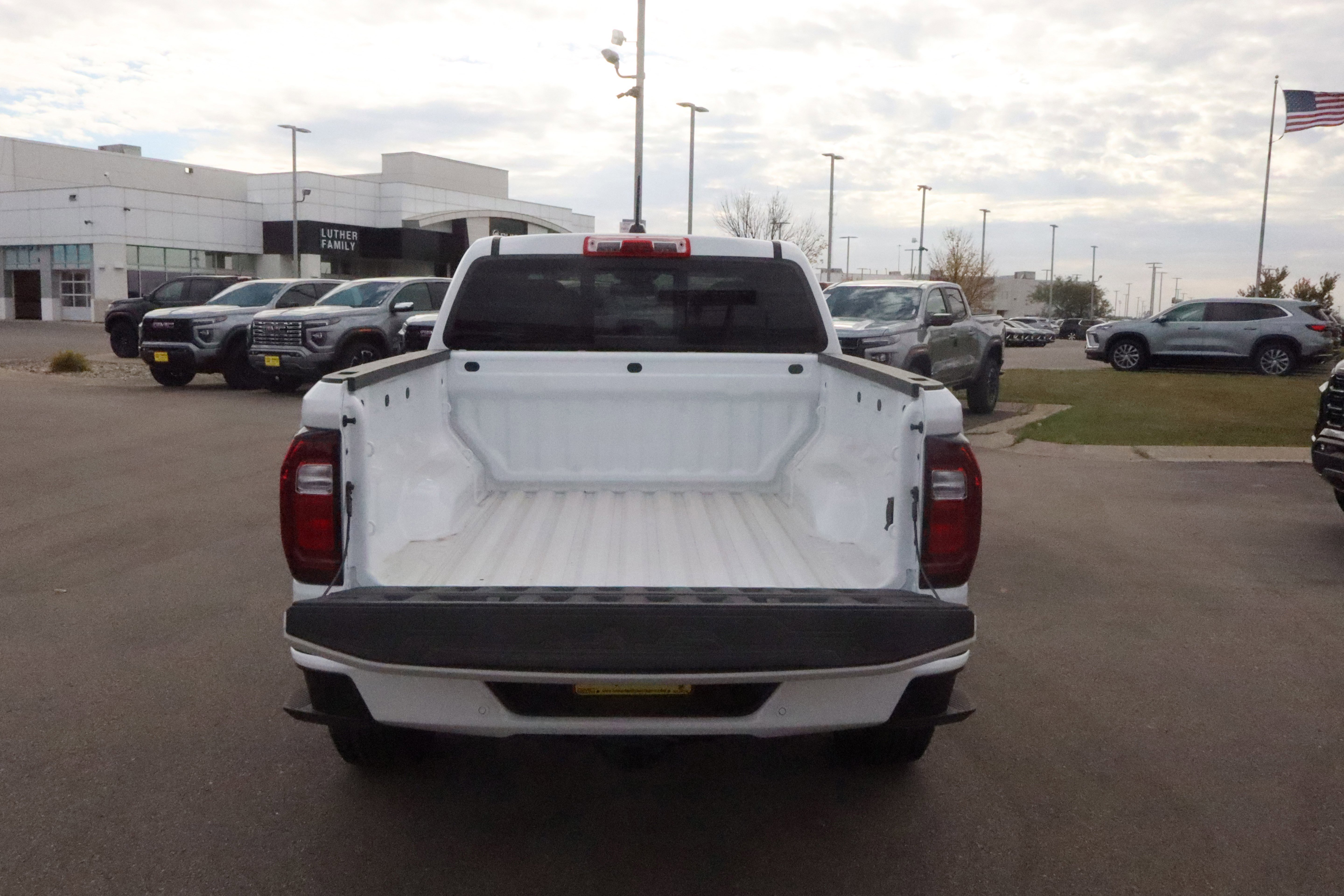 2026 GMC Canyon Elevation - Photo 16