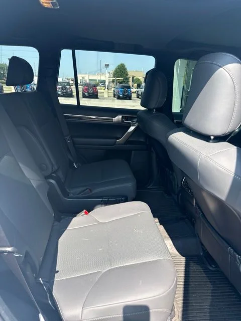 Certified Used 2020  Lexus 460 image 7