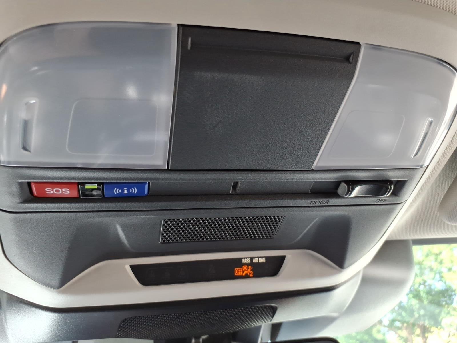 Used 2025 Crystal White Pearl Subaru Limited image 21