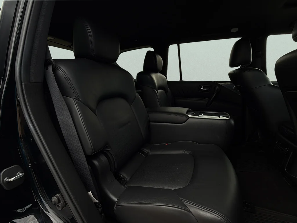 Used 2021 Super Black Nissan SL image 22