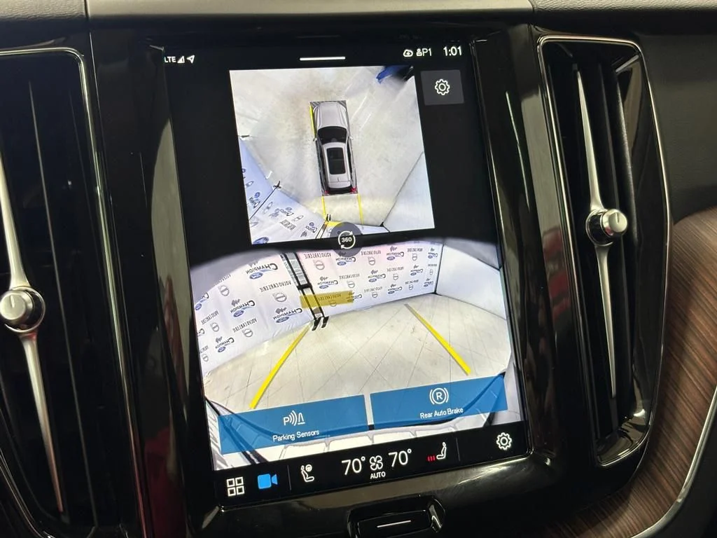 2024 Volvo XC60 Plus - Photo 24