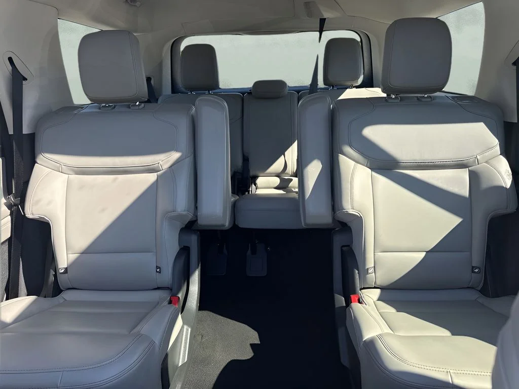 Used 2025 White Ford Active image 12