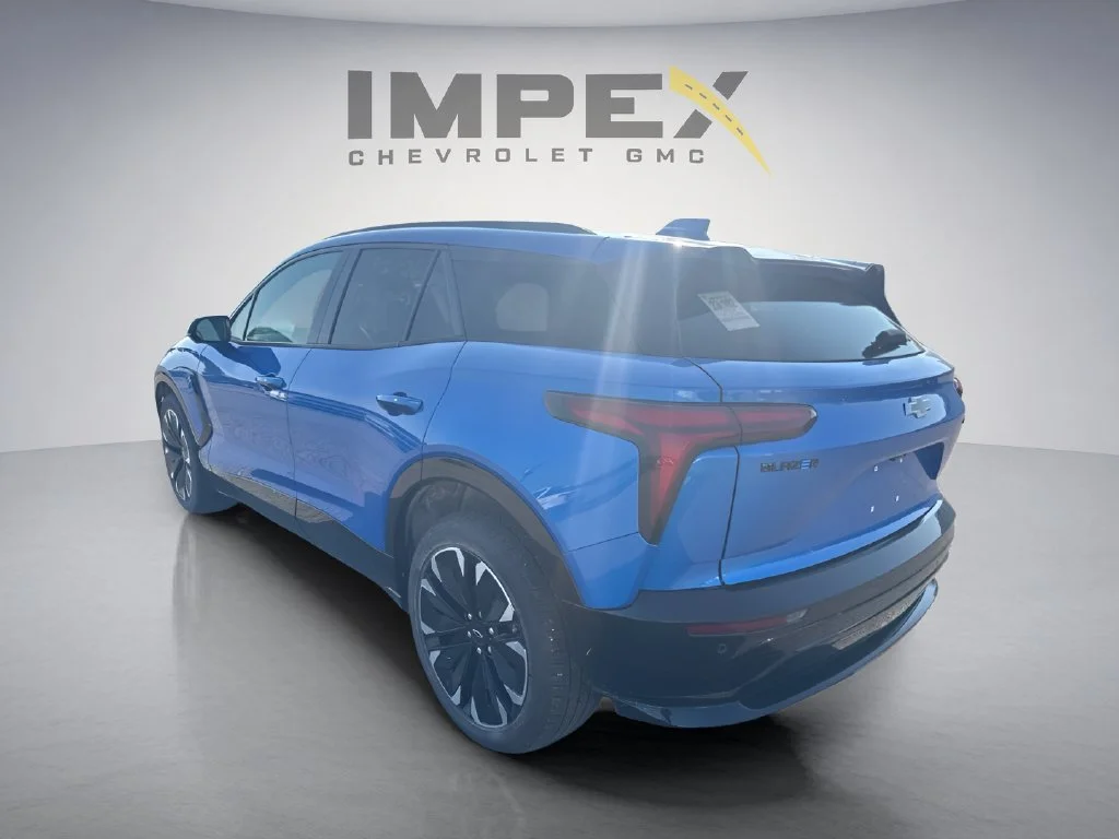 Used 2024 Riptide Blue Metallic Chevrolet RS image 3