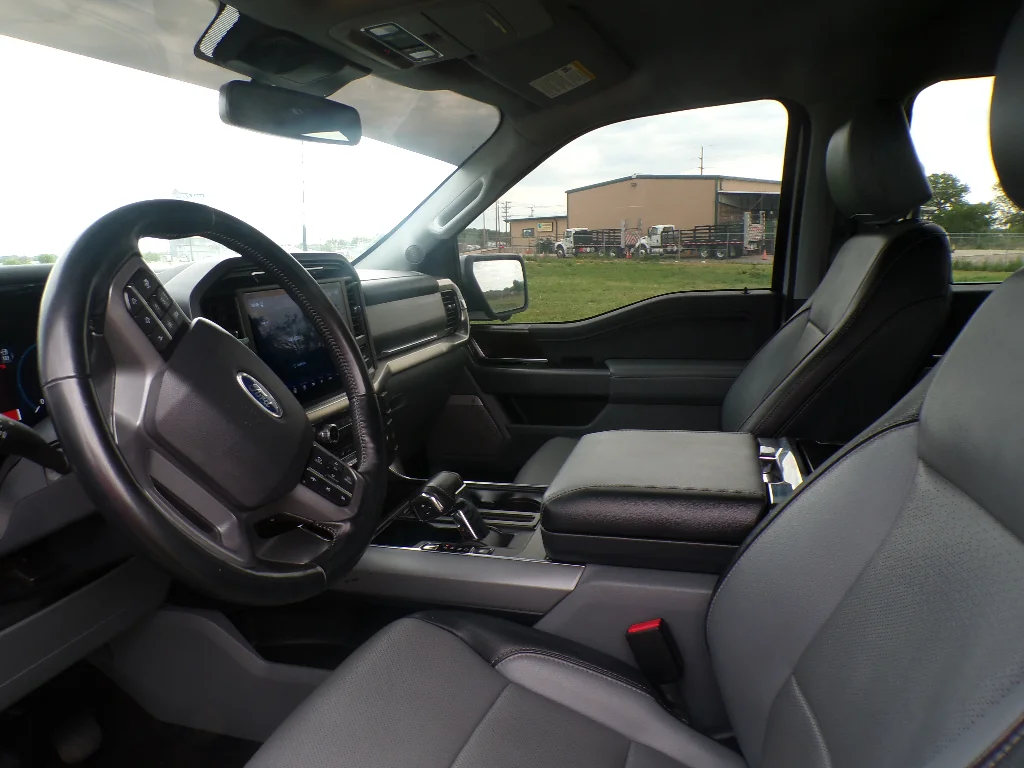 Used 2021 Space White Metallic Ford LARIAT image 15