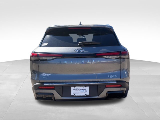 Used 2023 Gray INFINITI LUXE image 4