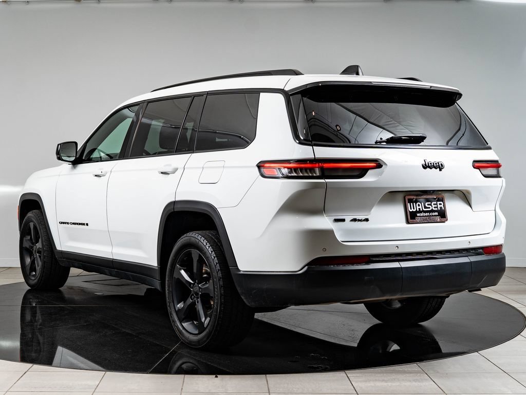 Used 2023 Bright White Clearcoat Jeep Altitude image 6