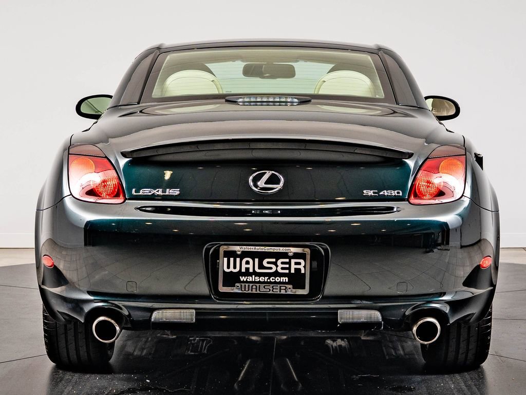 Used 2004 Green Lexus 430 image 8
