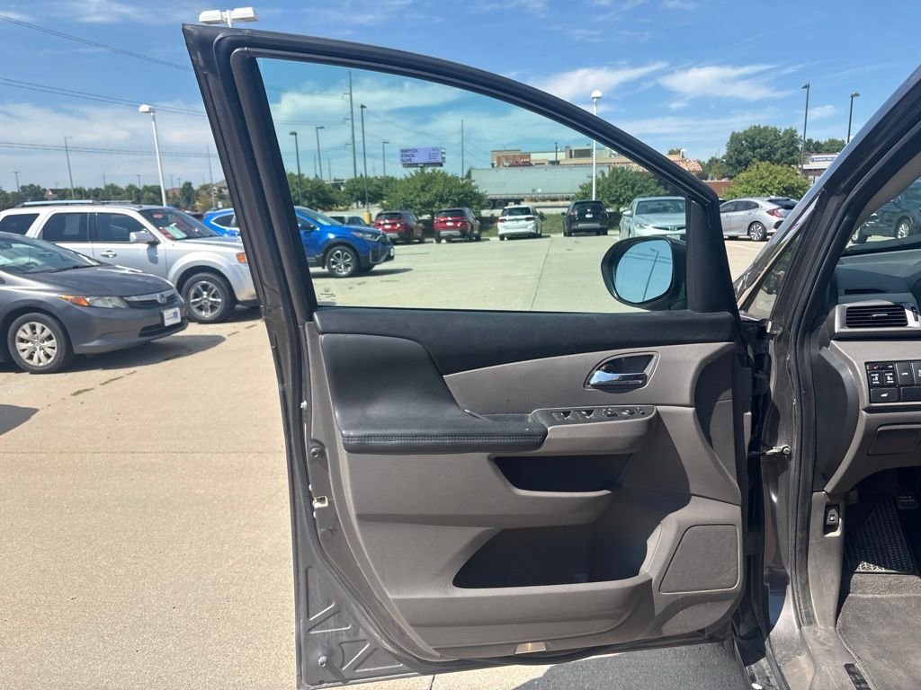 Used 2016 Gray Honda EX-L image 9