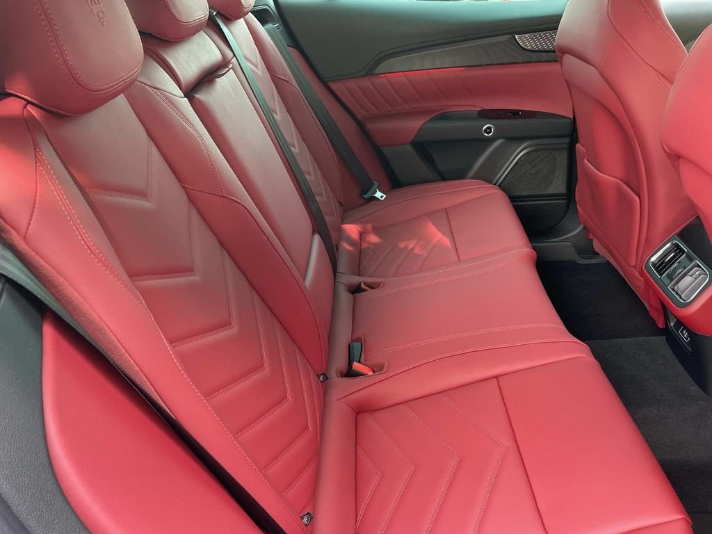 2026 Maserati Grecale Modena V6 - Photo 22