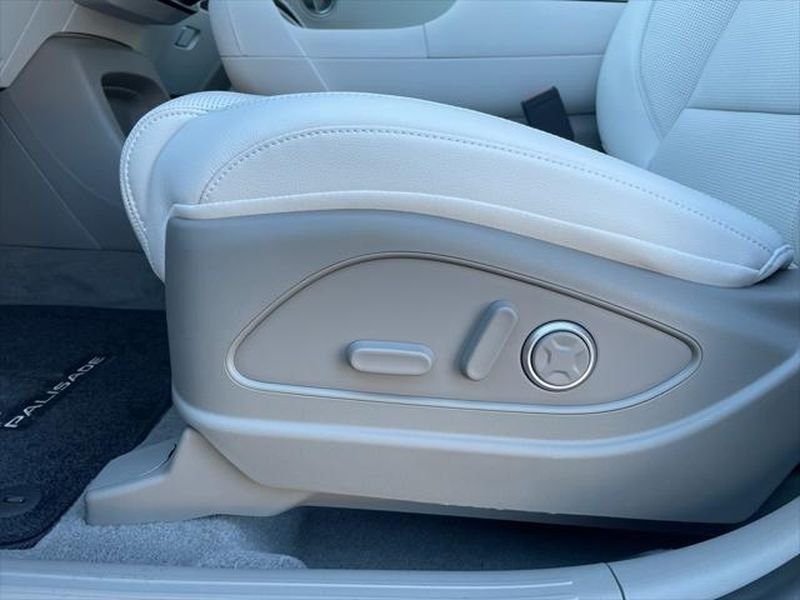 New 2026 Creamy White Pearl Hyundai Limited image 15