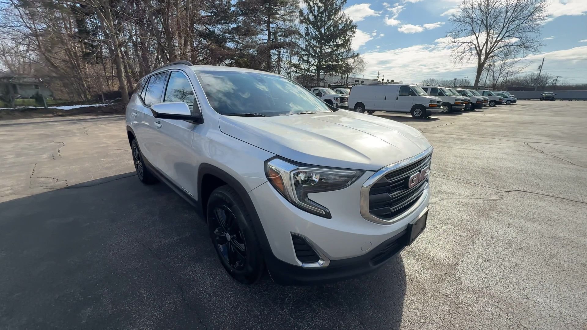 Used 2020 GMC Terrain SLE with VIN 3GKALTEV6LL208865 for sale in Painesville, OH