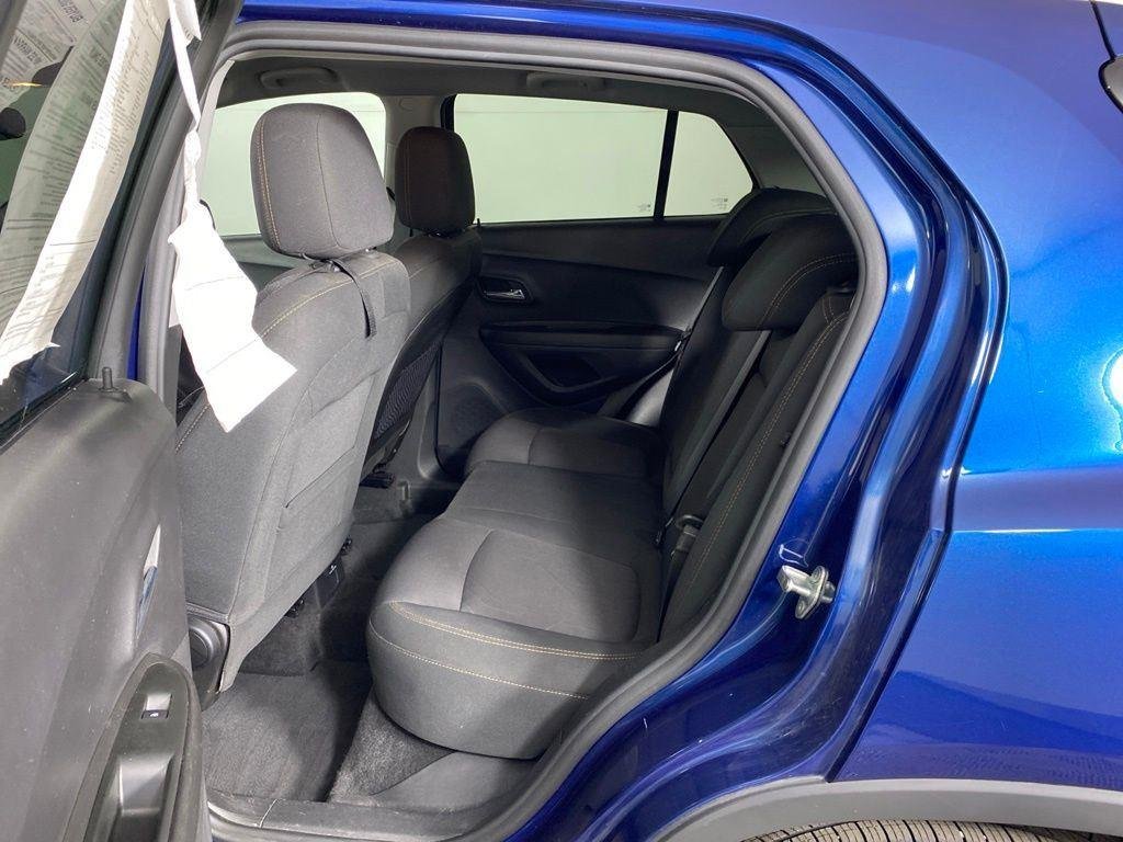 Used 2020 Pacific Blue Metallic Chevrolet LT image 12