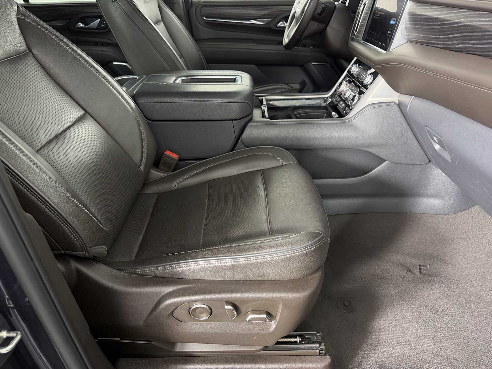 Used 2023 Titanium Rush Metallic GMC Denali image 11
