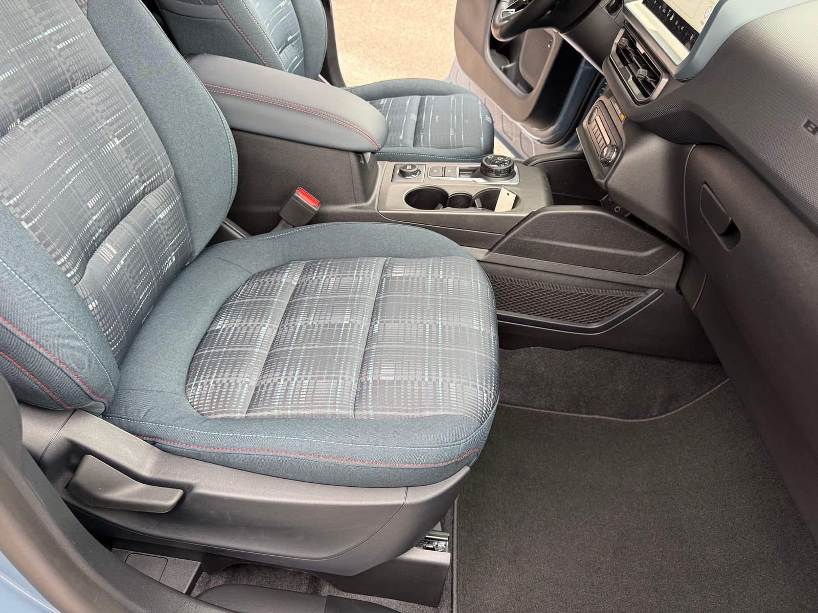 New 2025 Azure Gray Metallic Tri-Coat Ford Heritage image 30